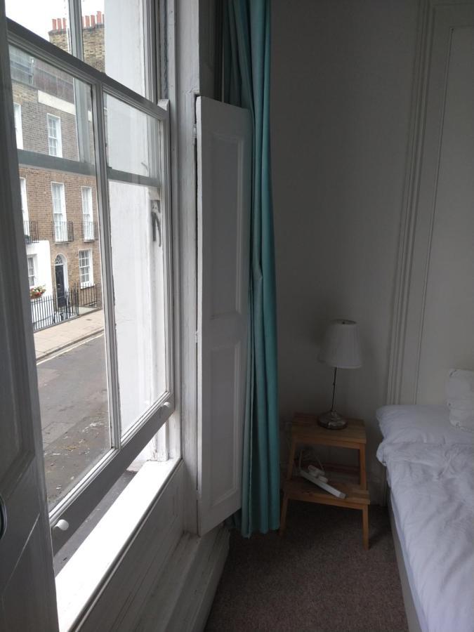 Central London Flat. Georgian Terrace. Bright. Экстерьер фото